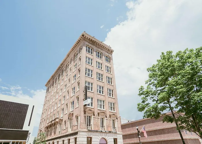 The Esquire Hotel Downtown Gastonia, Ascend Hotel Collection