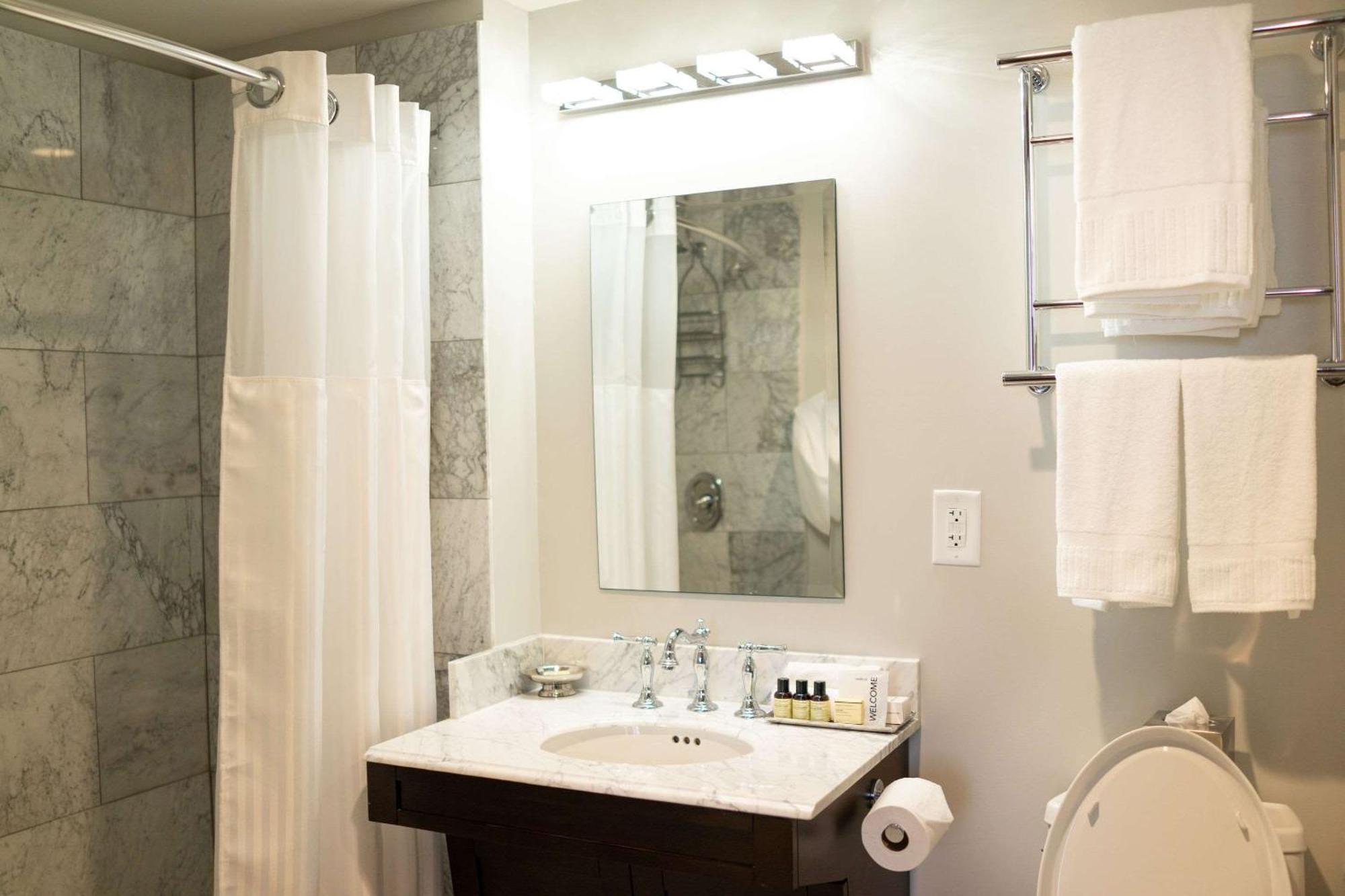 Hotel The Esquire Downtown Gastonia, Ascend Collection