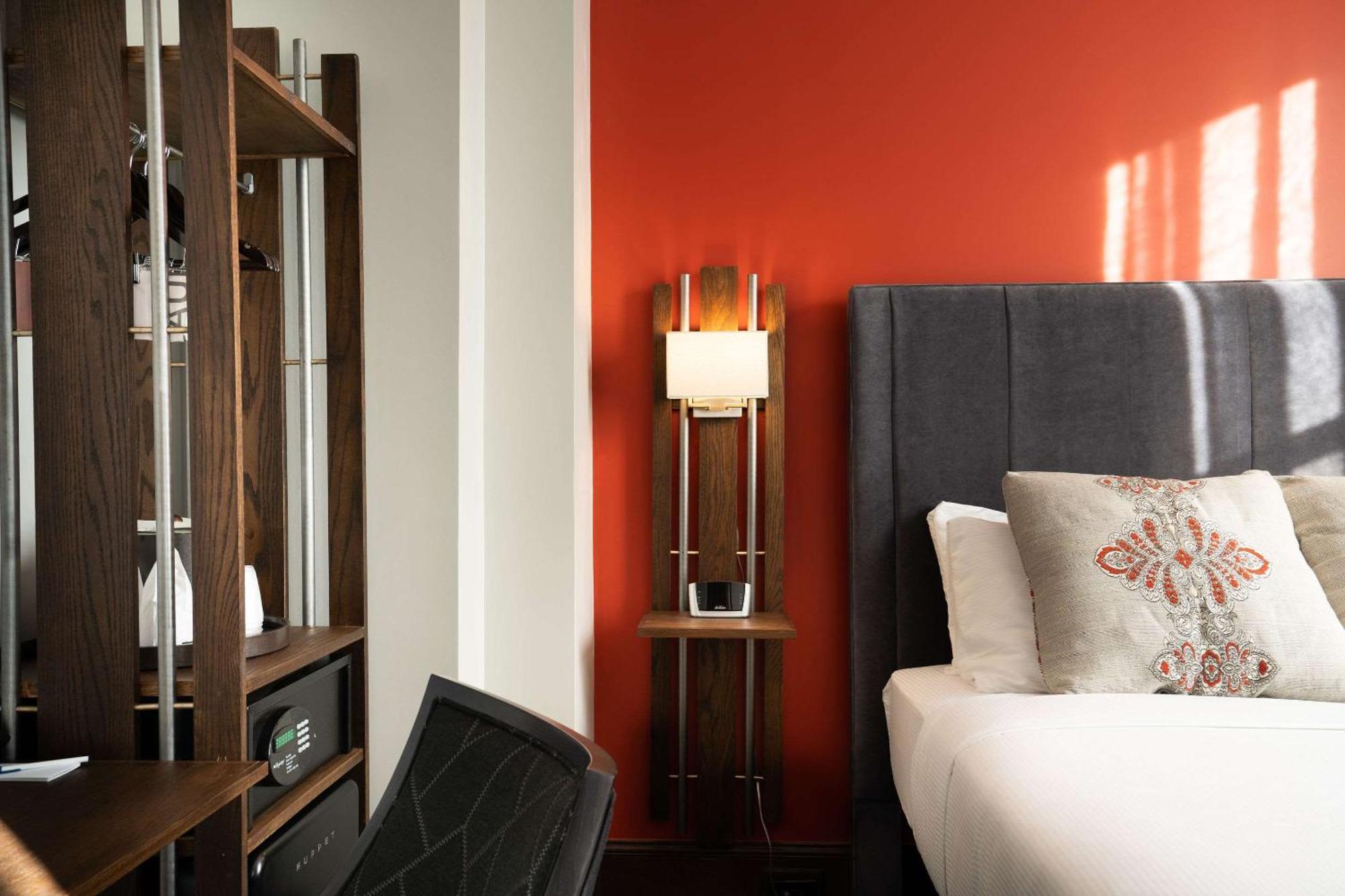 The Esquire Downtown Gastonia, Ascend Collection